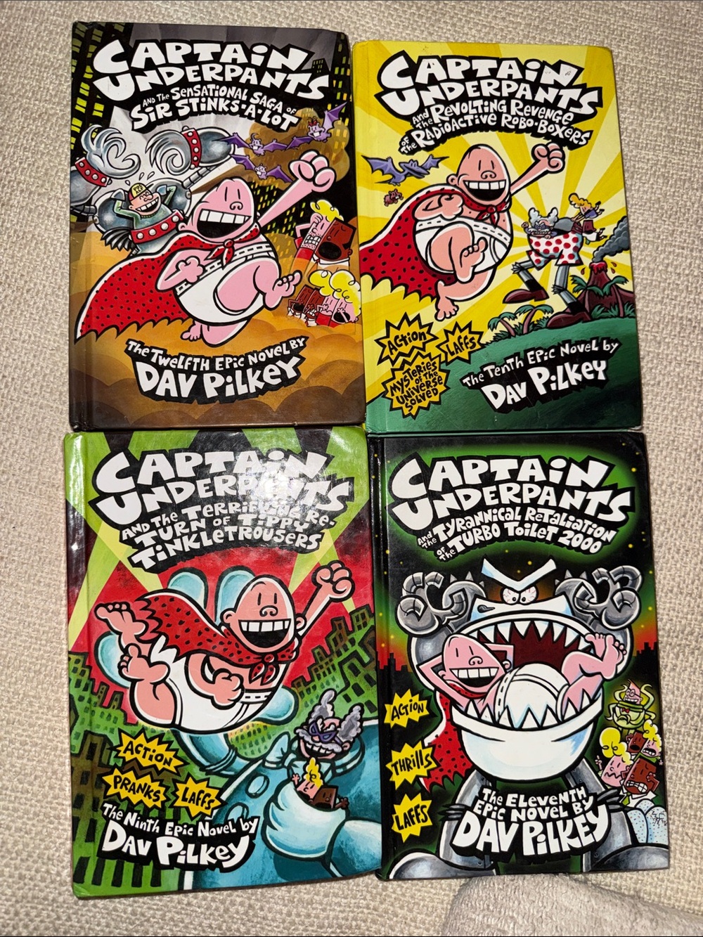 Captain Underpants 4 Books by Dav Pilkey. Must have !